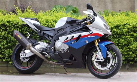 宝马摩托车s1000r(宝马摩托车s1000r落地多少钱)缩略图